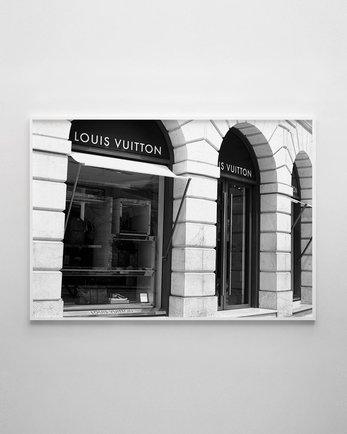 Louis Vuitton Store Black & White Print | Chelsea Chelsea