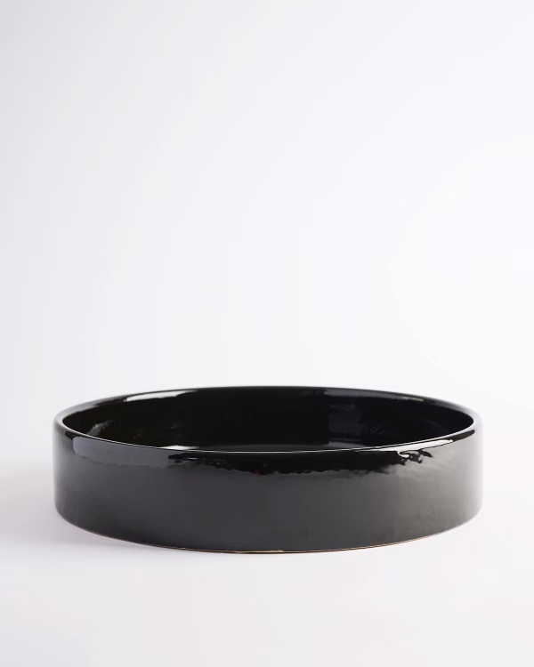 Round Shallow Bowl – Gloss Black