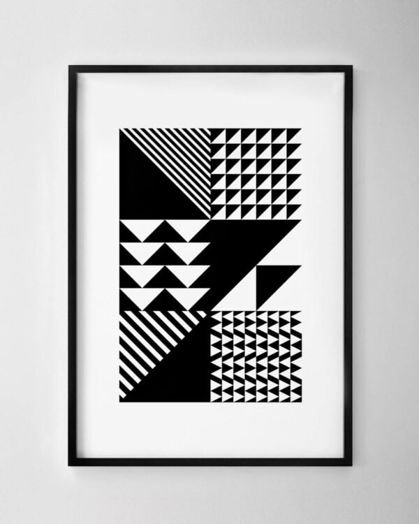 Triangles Print - Black